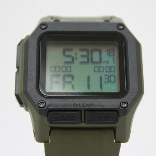 【5年間物損保証】ニクソン 腕時計 メンズ カーキ Regulus NIXON NA11803100-00 【国内正規品】