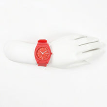 画像をギャラリービューアに読み込む, 【5年間物損保証】ニクソン 腕時計 メンズ マットコーラル Time Teller P NIXON NA1193013-00 【国内正規品】