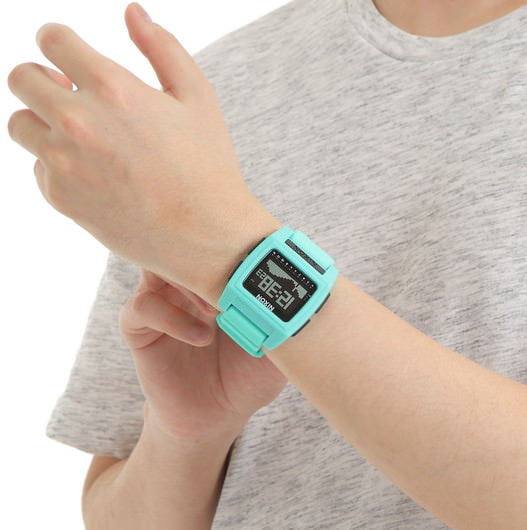 【5年間物損保証】ニクソン 腕時計 メンズ シーフォーム Base Tide Pro NIXON NA1212272-00 【国内正規品】