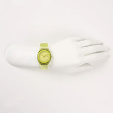 画像をギャラリービューアに読み込む, 【5年間物損保証】ニクソン 腕時計 レディース ライム Medium Time Teller P NIXON NA1215536-00 【国内正規品】