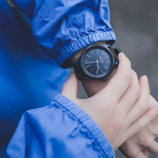 【5年間物損保証】ニクソン 腕時計 メンズ ブラック Sentry Luxe NIXON NA12633168-00 【国内正規品】
