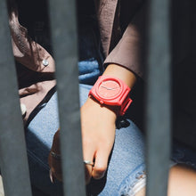 画像をギャラリービューアに読み込む, 【5年間物損保証】ニクソン 腕時計 メンズ マットコーラル Time Teller P NIXON NA1193013-00 【国内正規品】
