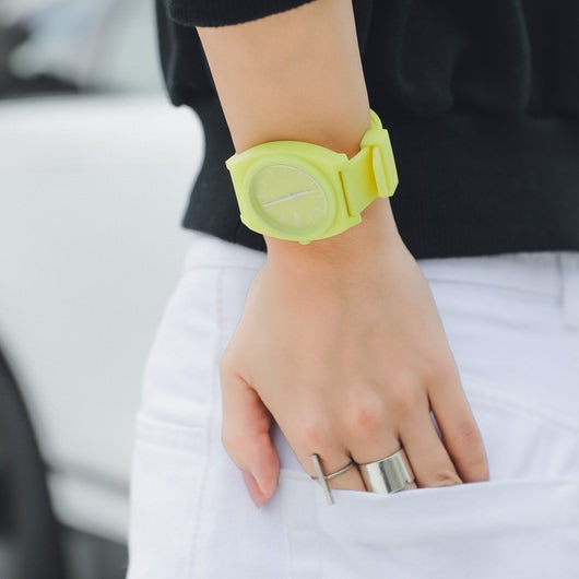 【5年間物損保証】ニクソン 腕時計 メンズ マットシトロン Time Teller P NIXON NA1193014-00 【国内正規品】