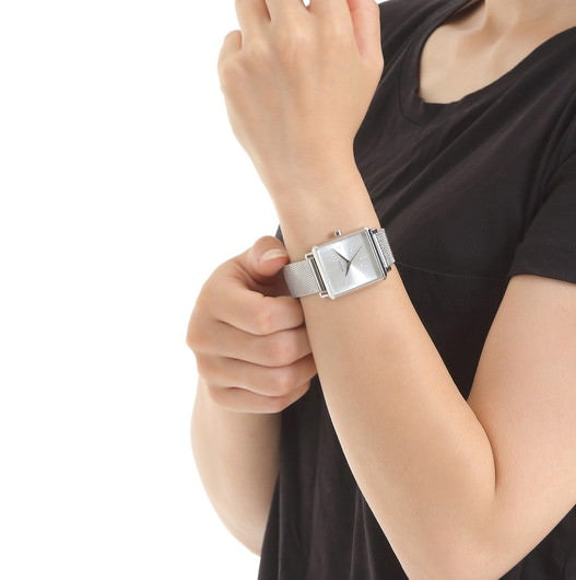 【5年間物損保証】ニクソン 腕時計 レディース シルバー K Squared Milanese NIXON NA12061920-00 【国内正規品】