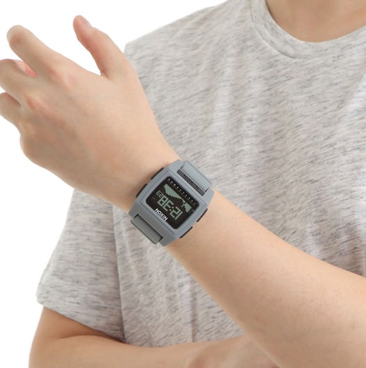 【5年間物損保証】ニクソン 腕時計 メンズ グレー Base Tide Pro NIXON NA1212145-00 【国内正規品】