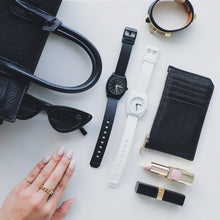 画像をギャラリービューアに読み込む, 【5年間物損保証】ニクソン 腕時計 レディース ブラック Medium Time Teller P NIXON NA1215001-00 【国内正規品】
