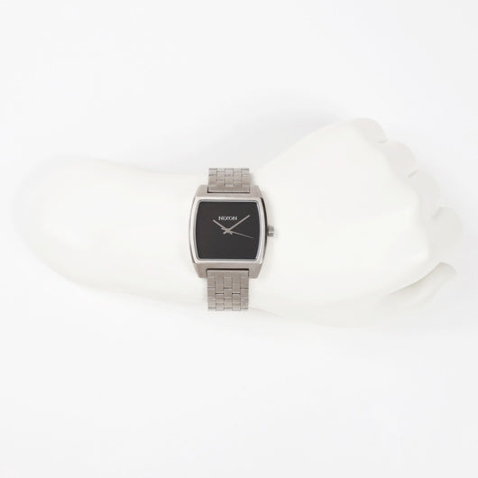 【5年間物損保証】ニクソン 腕時計 メンズ シルバー Time Tracker NIXON NA1245000-00 【国内正規品】