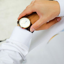 画像をギャラリービューアに読み込む, 【5年間物損保証】ニクソン 腕時計 メンズ ブラウン Sentry Luxe NIXON NA12633169-00 【国内正規品】
