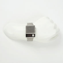 画像をギャラリービューアに読み込む, 【5年間物損保証】ニクソン 腕時計 メンズ シルバー Dork Too NIXON NA1266000-00 【国内正規品】
